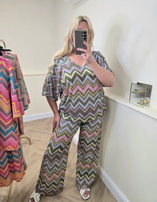 Shimmer Zig Zag Bow Back Sets
